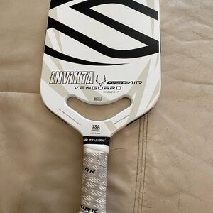 Selkirk Vanguard Power Air Pickleball Paddle